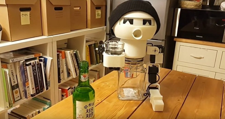 robot drink